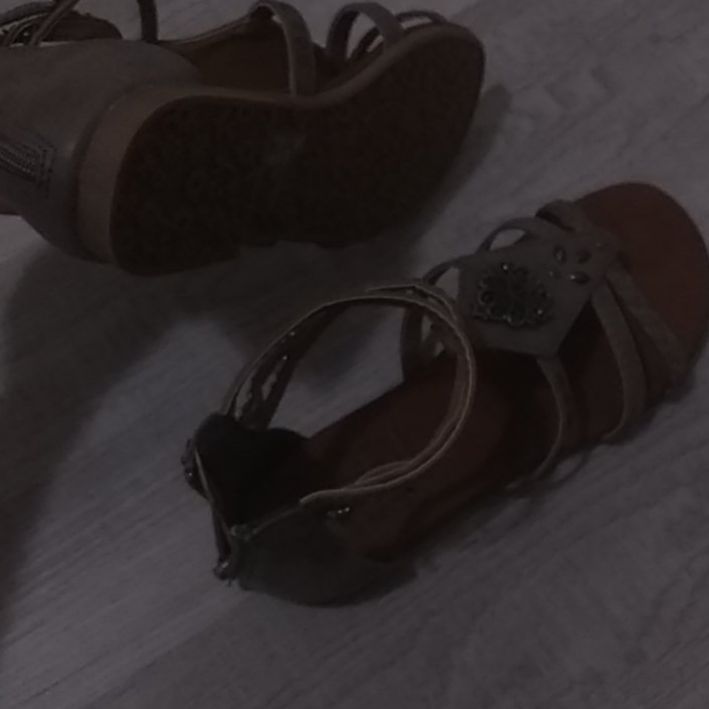 Jelly pop sandals - Picture 2 of 4